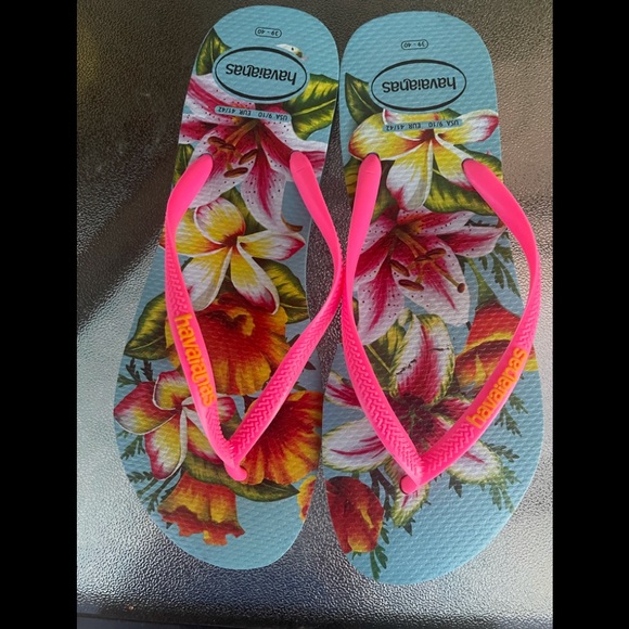 Havaianas Flip Flops pre owned Size 9-10